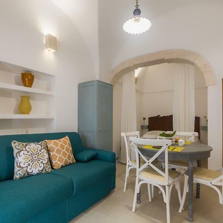 Dimora Zafferano - Guest House Остуні Екстер'єр фото