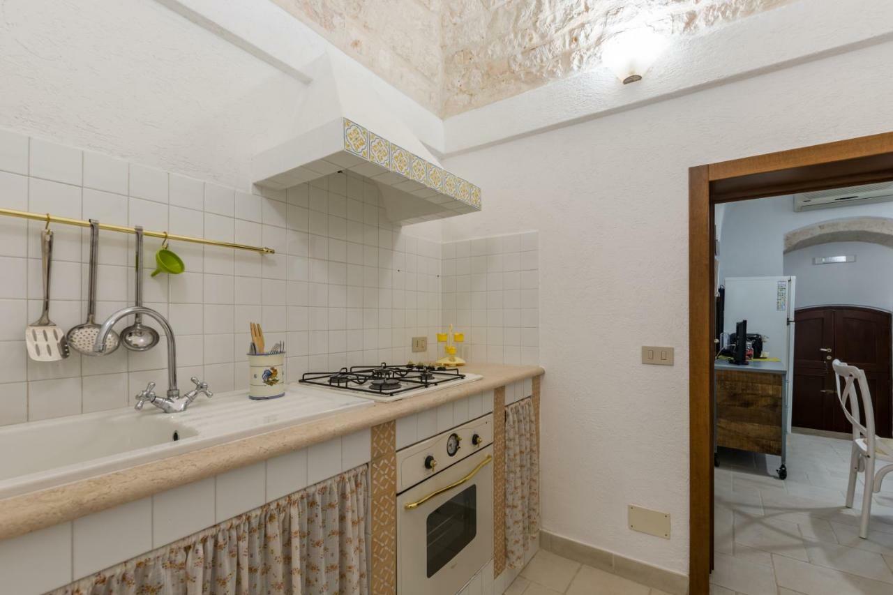 Dimora Zafferano - Guest House Остуні Екстер'єр фото